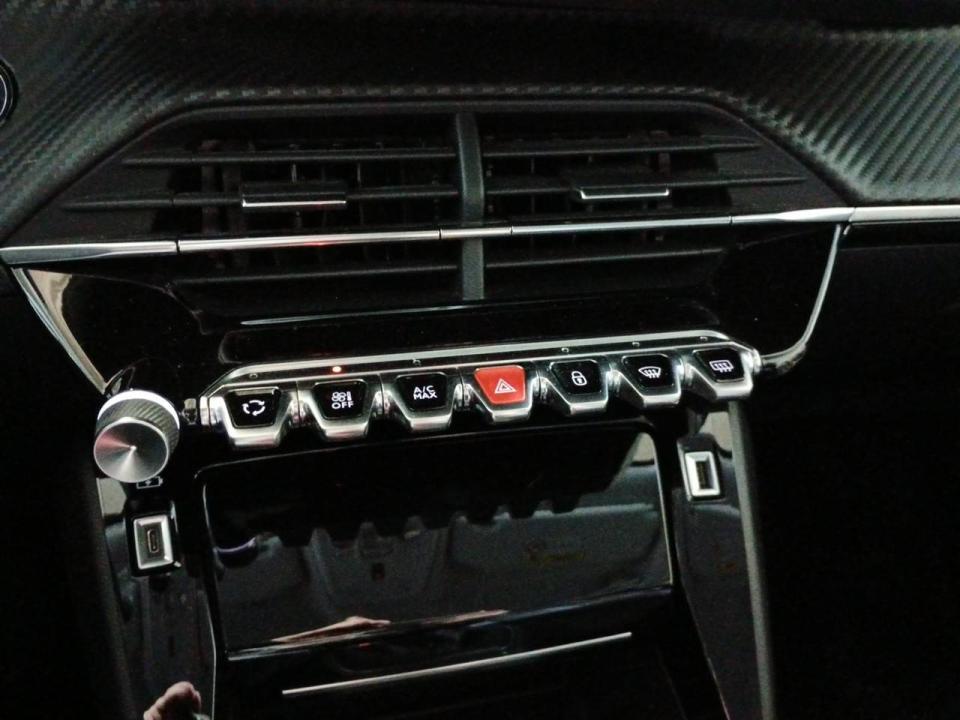 Peugeot 2008 Allure Puretech 130 S&S BVM6