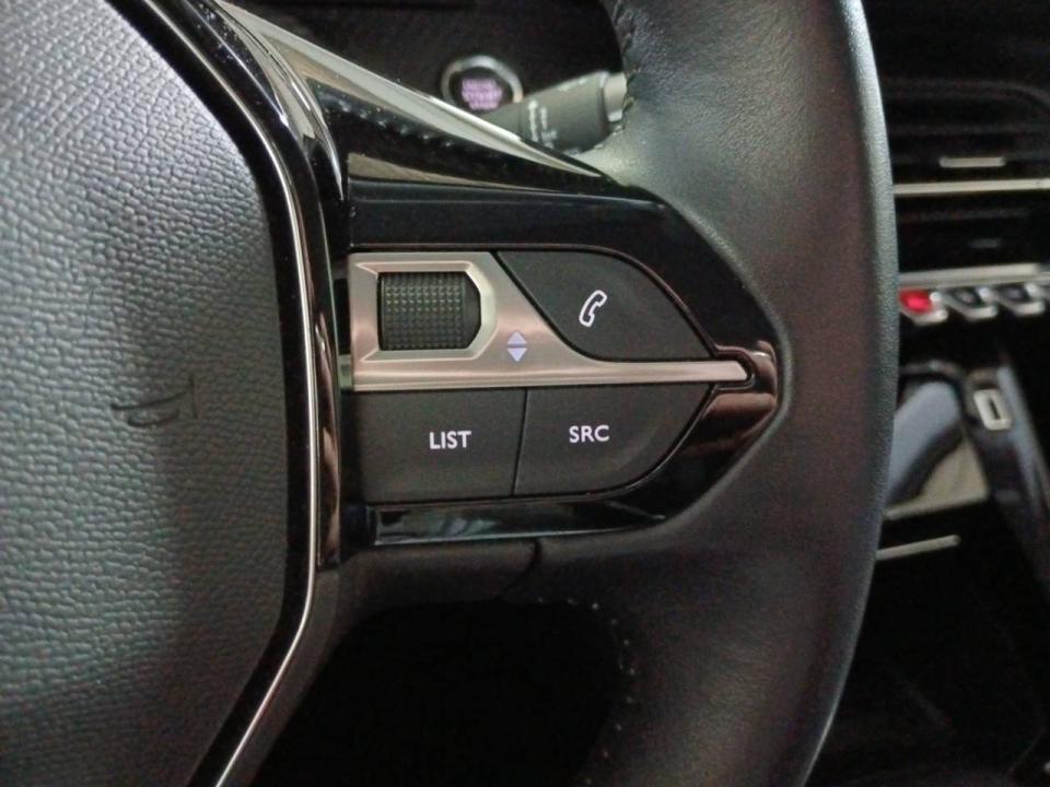 Peugeot 2008 Allure Puretech 130 S&S BVM6