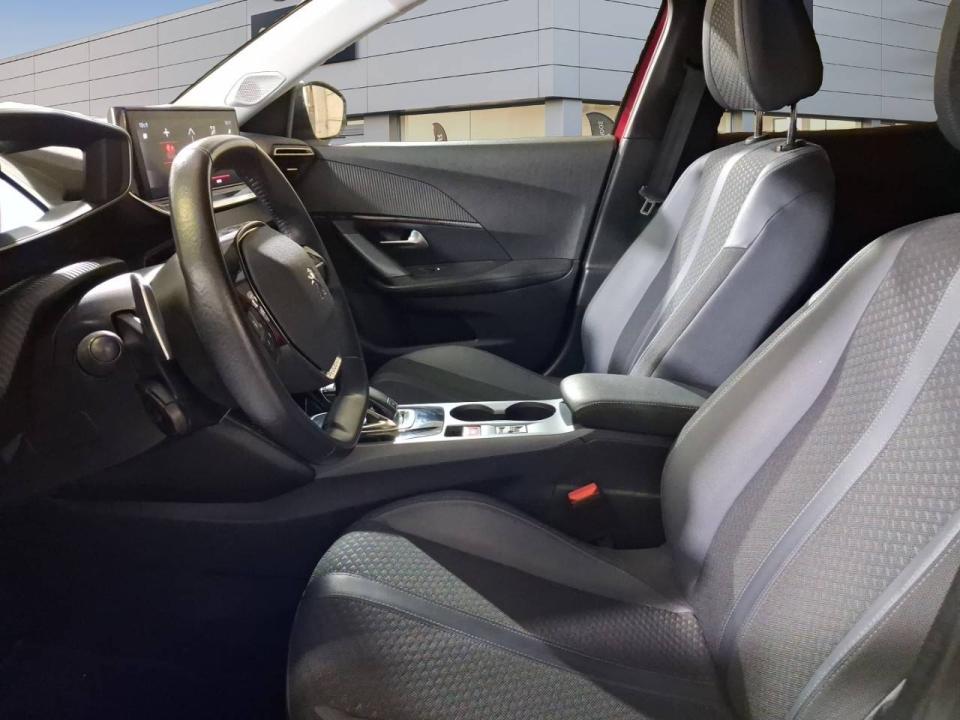 Peugeot 2008 Allure Puretech 130 S&S EAT8