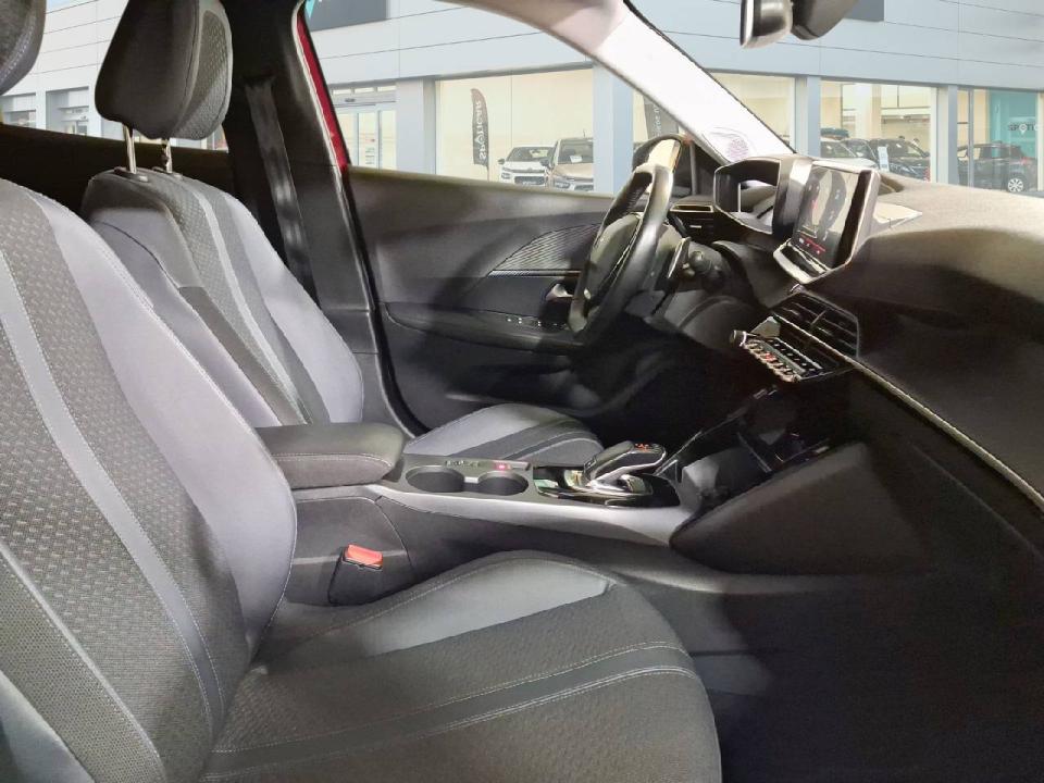 Peugeot 2008 Allure Puretech 130 S&S EAT8