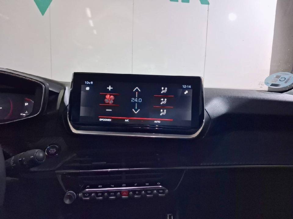 Peugeot 2008 Allure Puretech 130 S&S EAT8