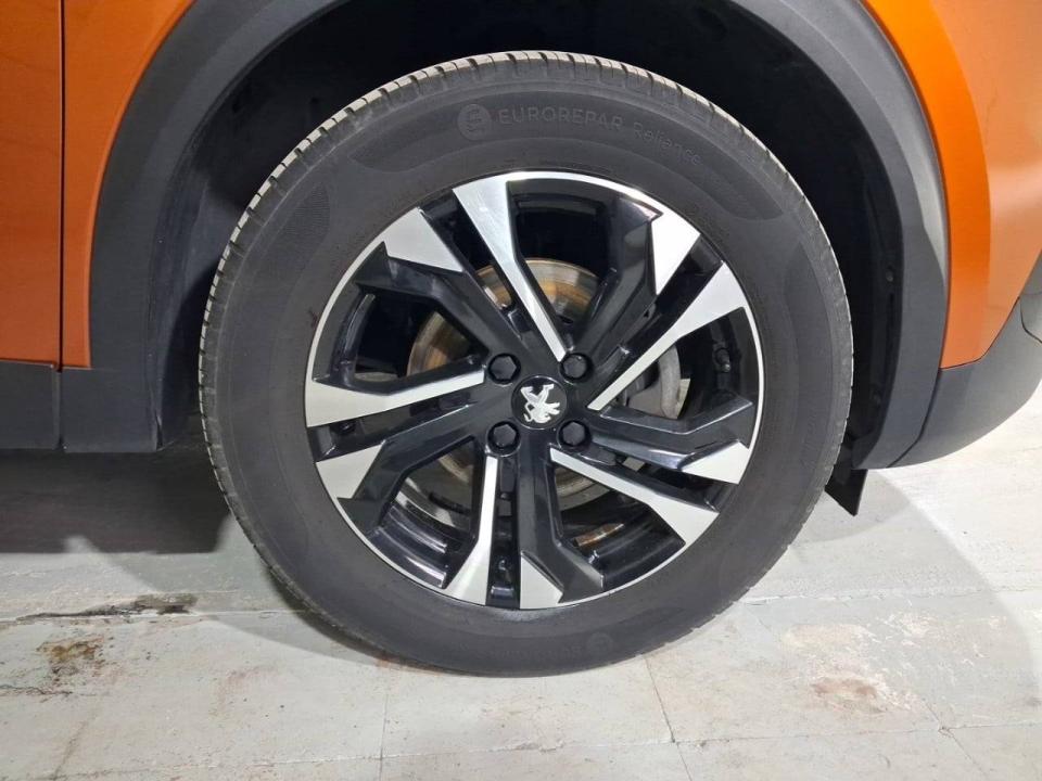 Peugeot 2008 Allure Pack BlueHDI 81kW (110CV)