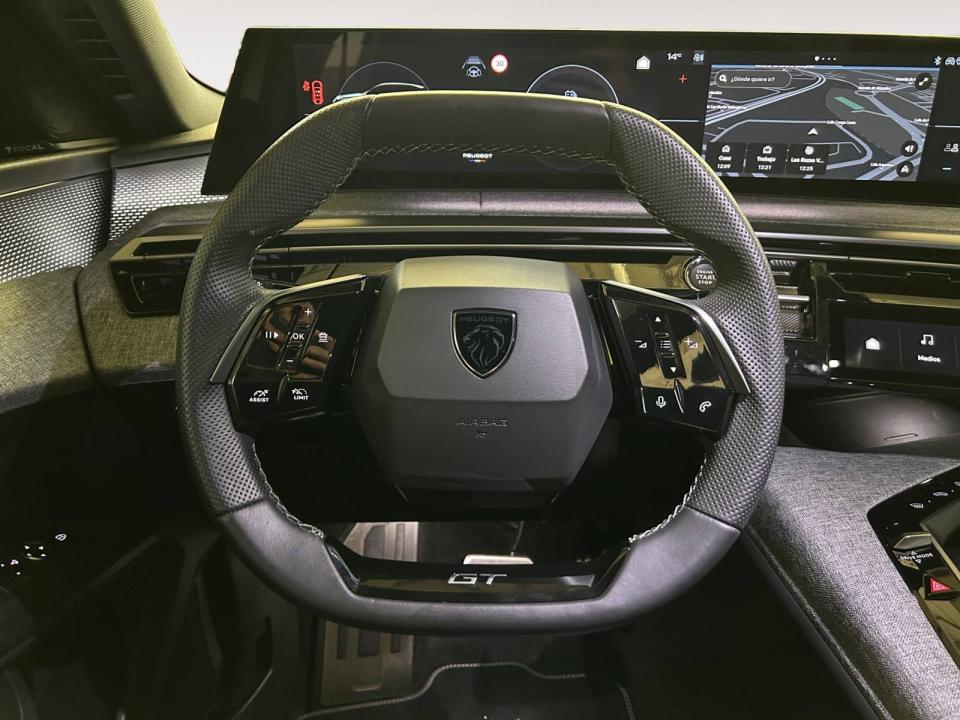 Peugeot E-3008 GT Eléctrico 157kW