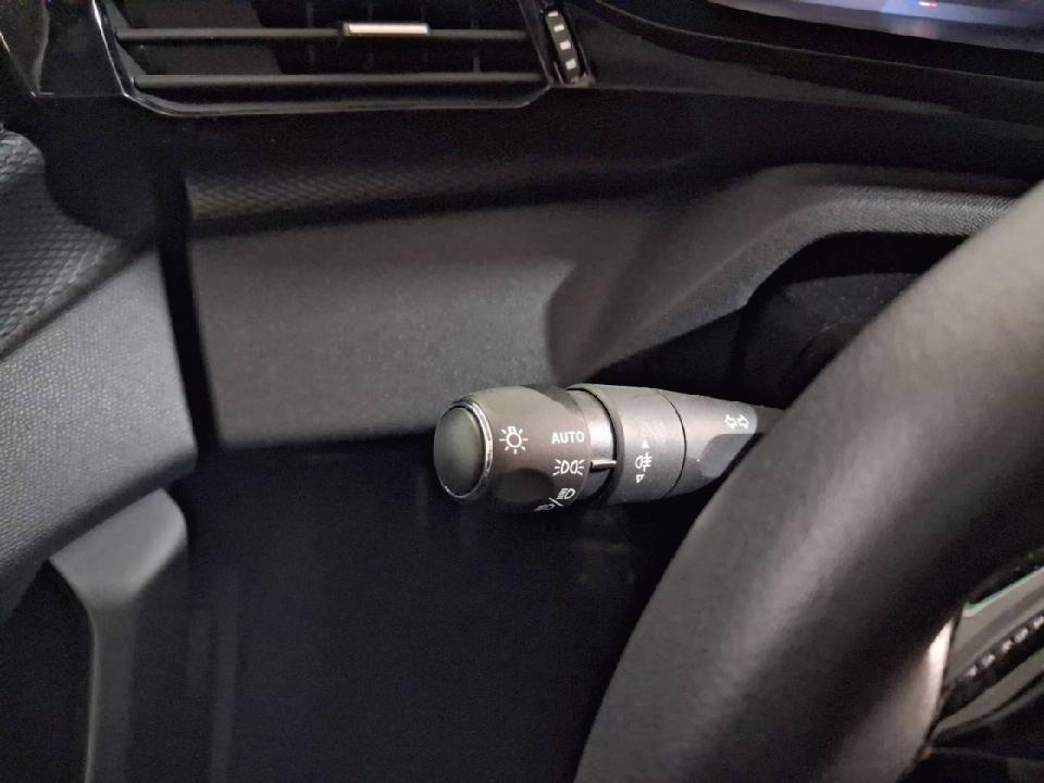 Peugeot 308 5P Active Pack BlueHDi 130 S&S MAN