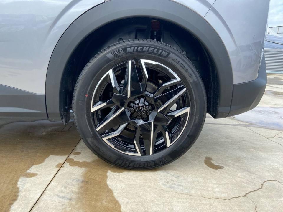 Peugeot 3008 Hybrid 1.2 107KW GT eDCS6
