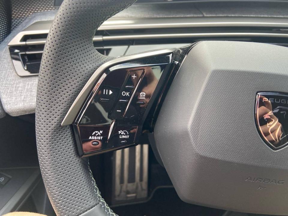 Peugeot 3008 Hybrid 1.2 107KW GT eDCS6