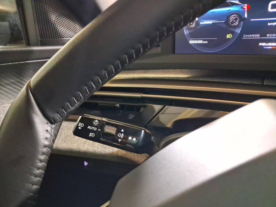 Peugeot 3008 Hybrid 1.2 100KW Allure eDCS6