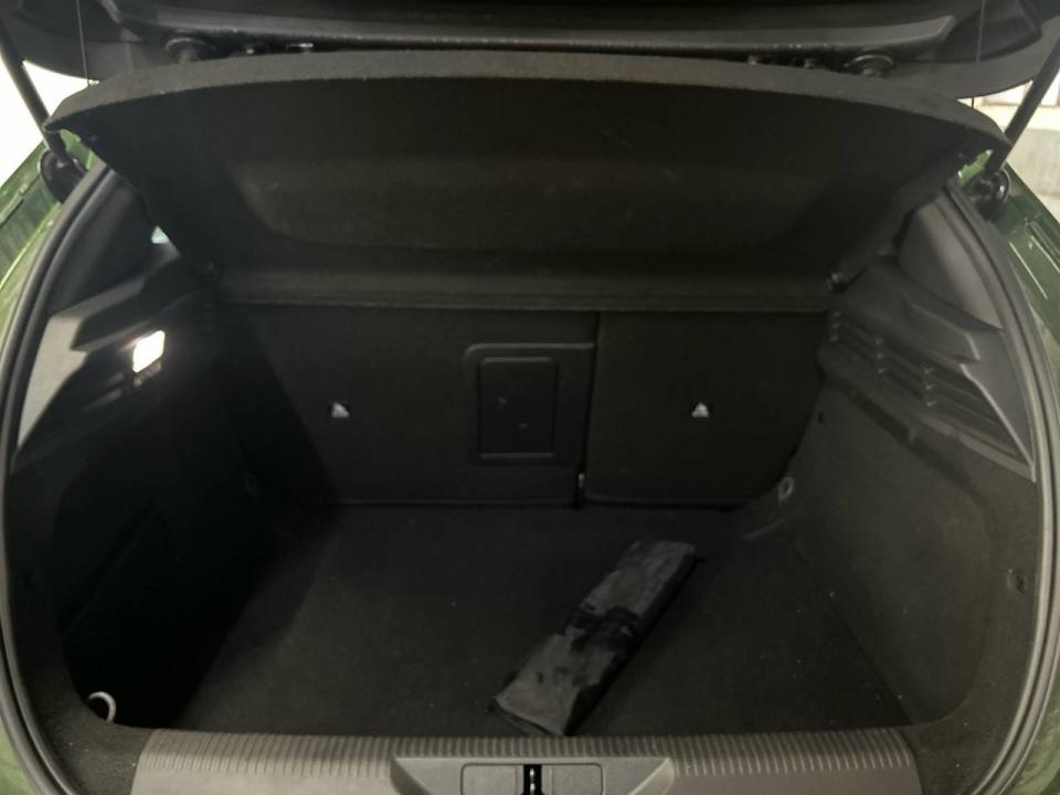 Peugeot 308 5P Allure Pack BlueHDi 130 S&S EAT8