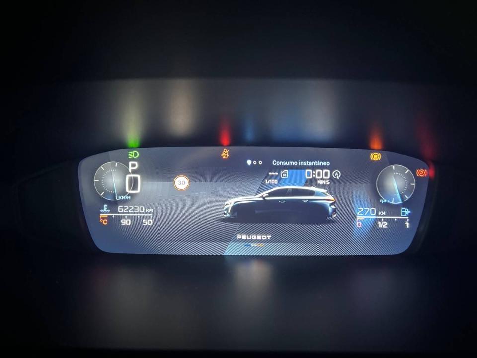 Peugeot 308 5P Allure Pack BlueHDi 130 S&S EAT8