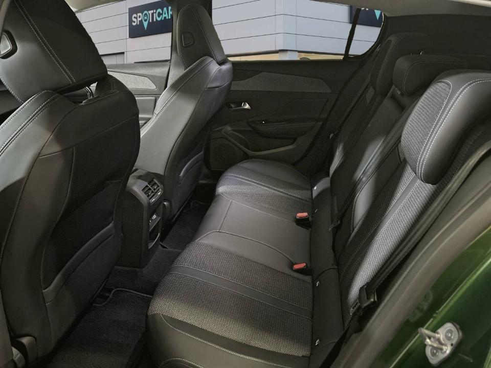 Peugeot 308 5P Allure Pack BlueHDi 130 S&S EAT8