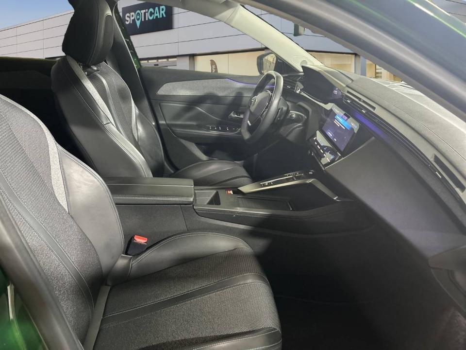 Peugeot 308 5P Allure Pack BlueHDi 130 S&S EAT8