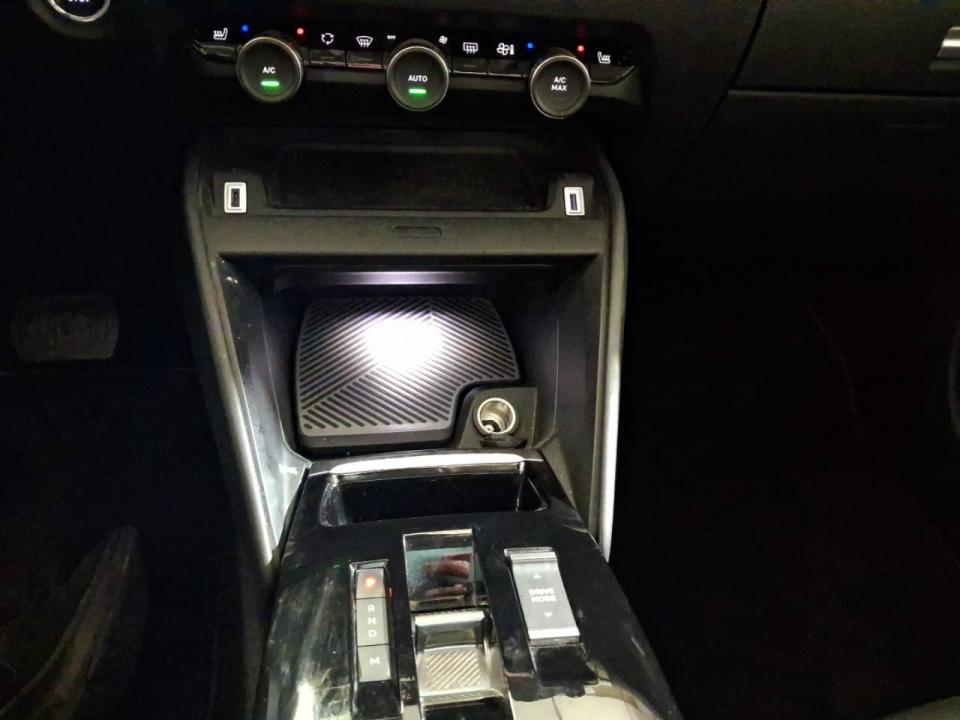 Citroen C4 PureTech 155 S&S EAT8 Shine