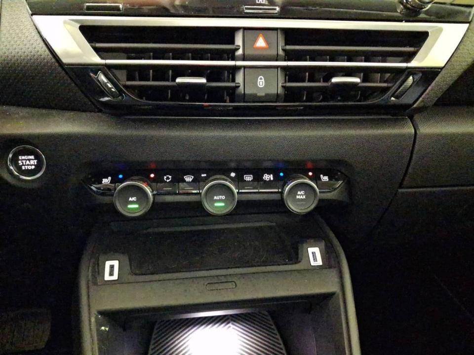 Citroen C4 PureTech 155 S&S EAT8 Shine