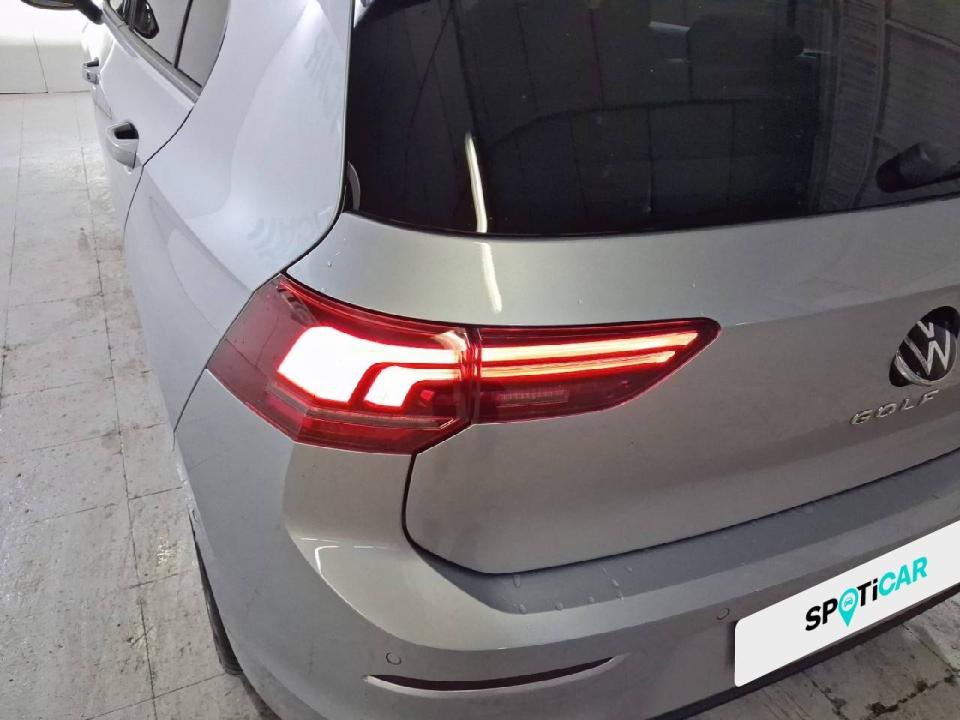 Volkswagen Golf Life 1.5 TSI 85kW (115CV)