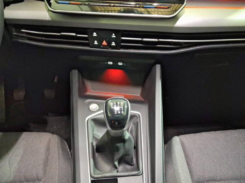 Volkswagen Golf Life 1.5 TSI 85kW (115CV)