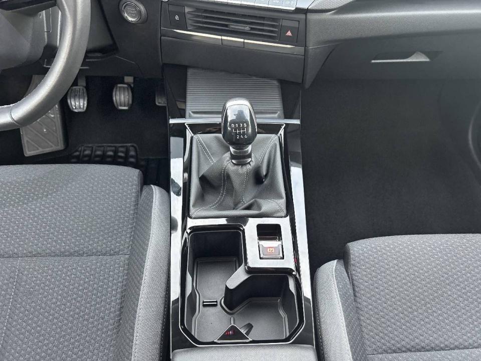 Opel Astra 1.2T XHT 96kW (130CV) Edition