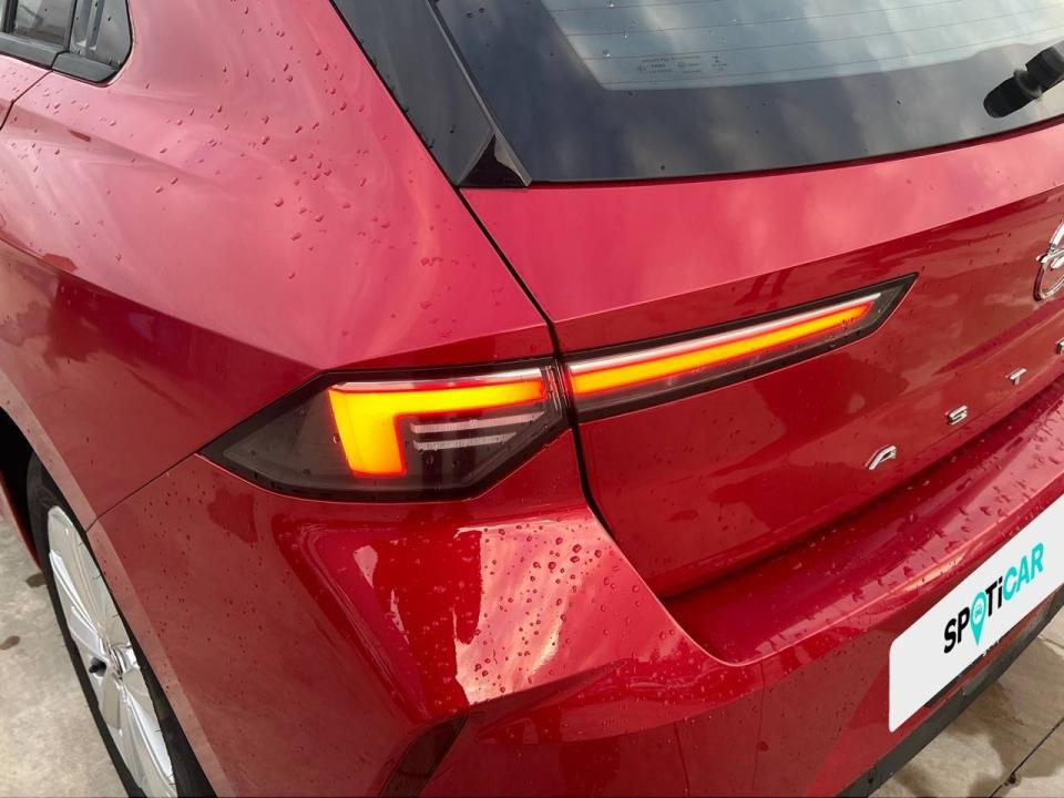 Opel Astra 1.2T XHT 96kW (130CV) Edition