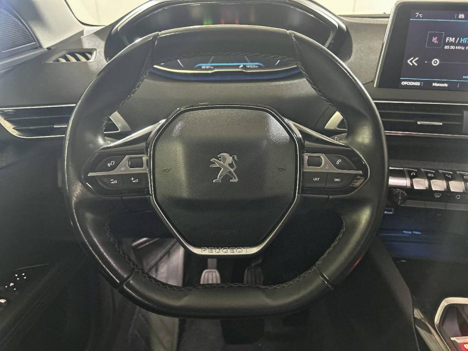 Peugeot 3008 1.2 PURETECH 96KW (130CV) ALLURE S&S