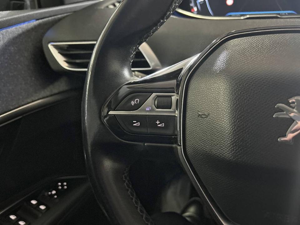 Peugeot 3008 1.2 PURETECH 96KW (130CV) ALLURE S&S