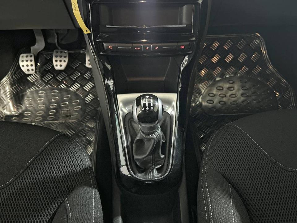 DS DS 3 PureTech 81kW (110CV) S&S Dark Side