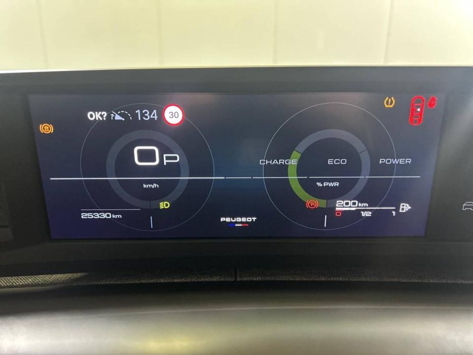 Peugeot 3008 Hybrid 1.2 100KW Allure eDCS6