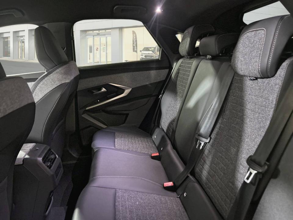 Peugeot 3008 Hybrid 1.2 100KW Allure eDCS6