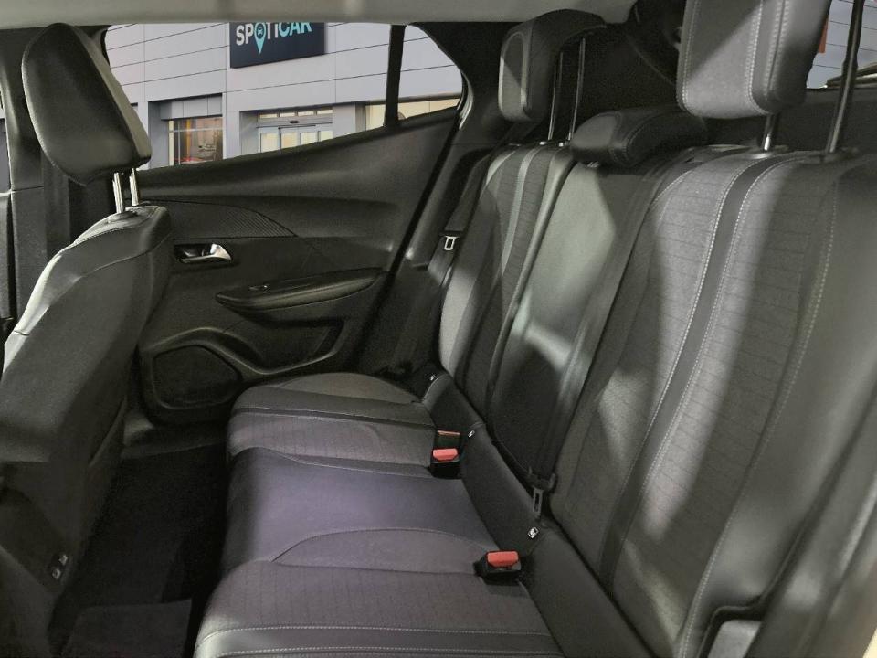 Peugeot 2008 Allure Pack BlueHDI 81kW (110CV)
