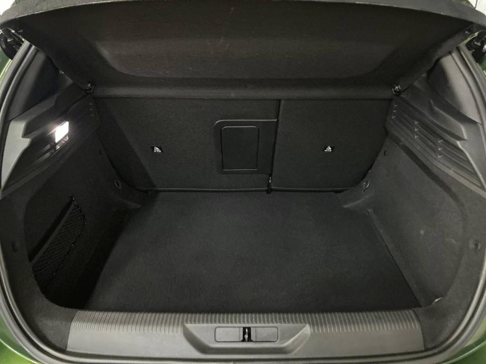 Peugeot 308 5P Allure Pack Puretech 130 S&S MAN