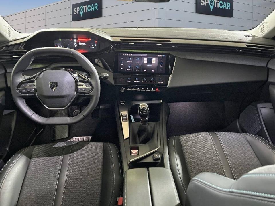 Peugeot 308 5P Allure Pack Puretech 130 S&S MAN