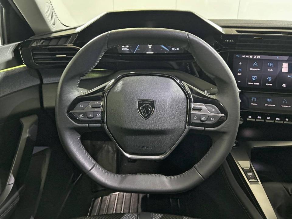 Peugeot 308 5P Allure Pack Puretech 130 S&S MAN