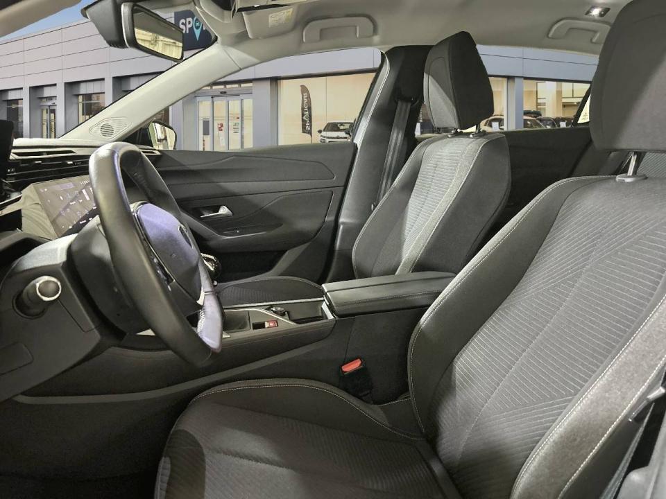 Peugeot 308 5P Active Pack PureTech 130 S&S MAN