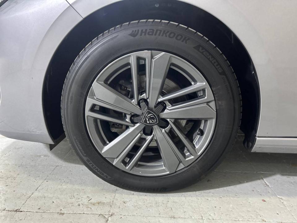 Peugeot 308 5P Active Pack PureTech 130 S&S MAN