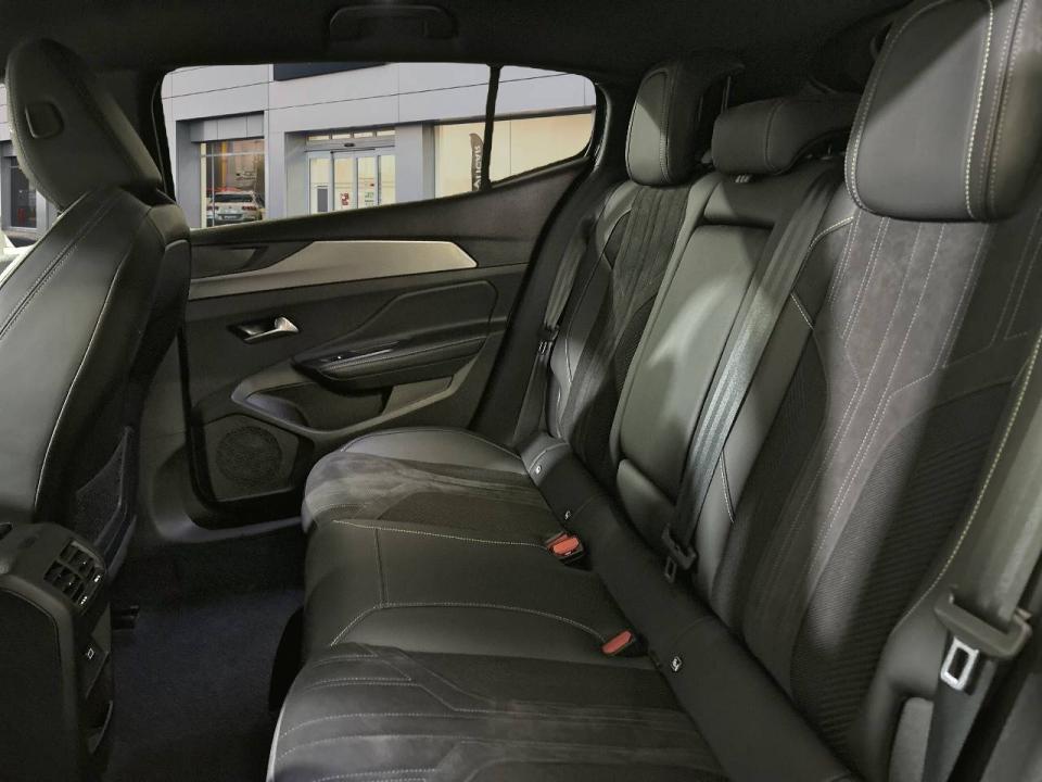 Peugeot 408 408 GT Puretech 130 EAT8