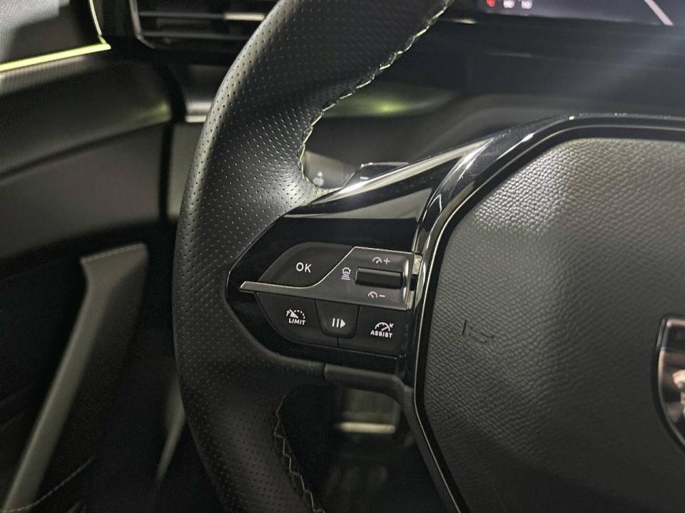 Peugeot 408 408 GT Puretech 130 EAT8