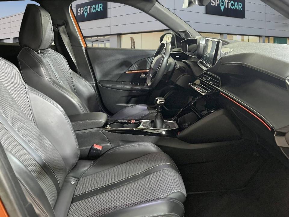 Peugeot 2008 GT Puretech 130 S&S 6 Vel. MAN