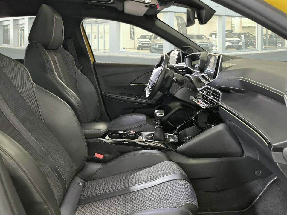 Peugeot 208 PureTech 73kW (100CV) GT