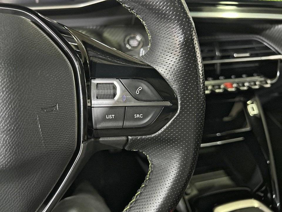 Peugeot 208 PureTech 73kW (100CV) GT