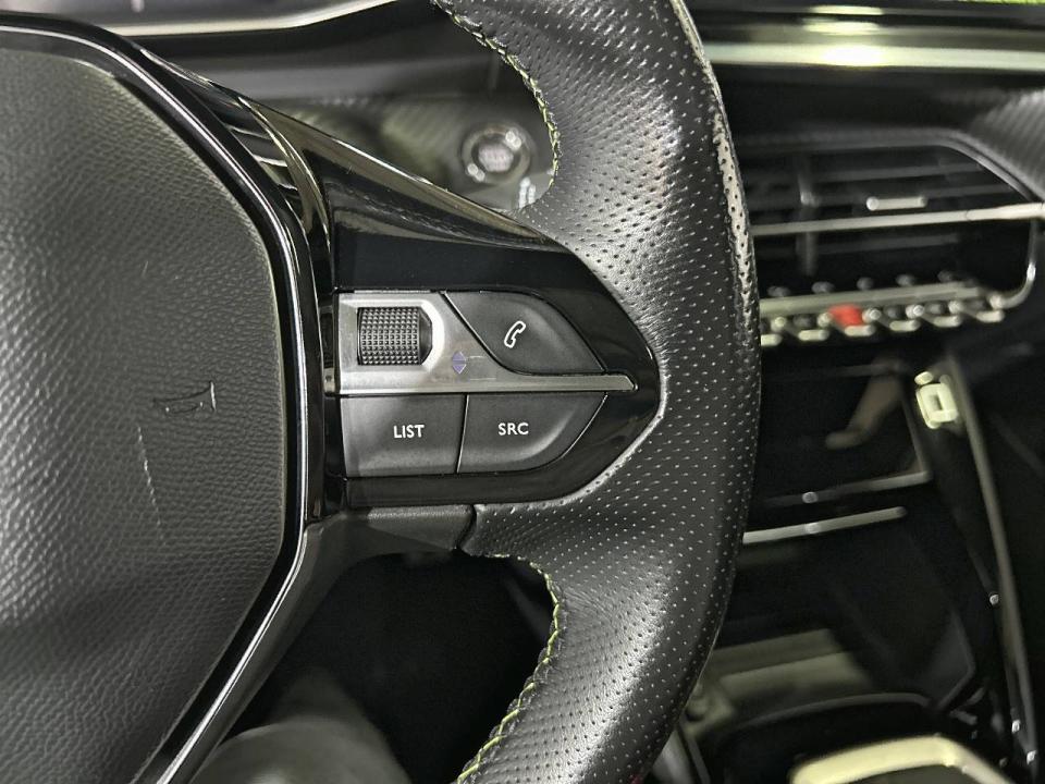 Peugeot 208 PureTech 73kW (100CV) GT