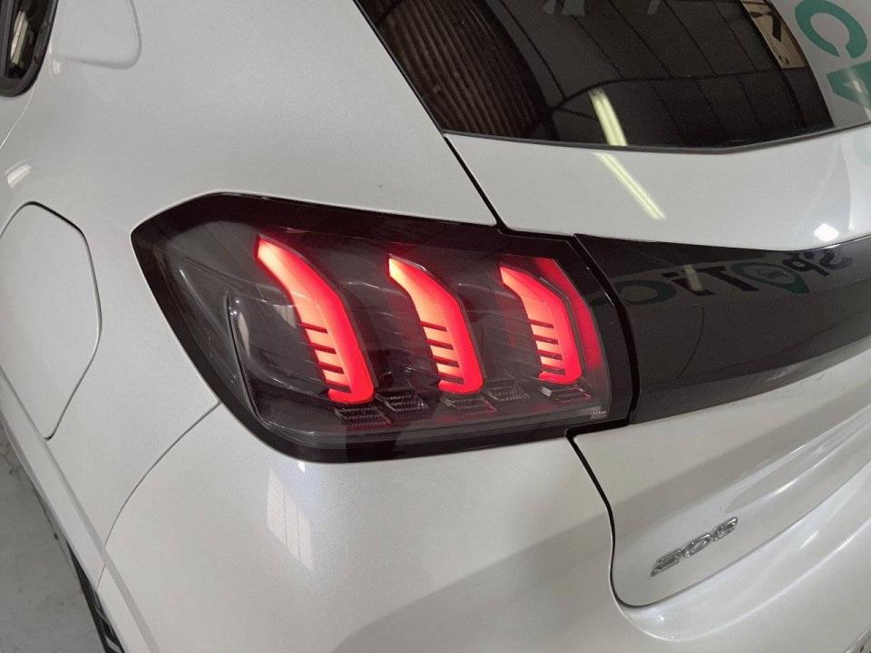 Peugeot 208 BlueHDi 73kW (100CV) Allure Pack