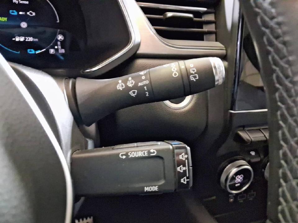 Renault Captur Zen E-TECH Híbrido enchufable 160cv