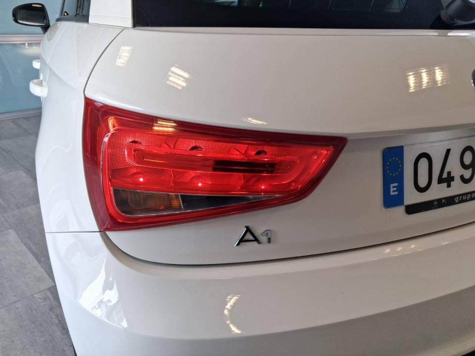 Audi A1 Sportback 1.4 TDI 90CV Attracted