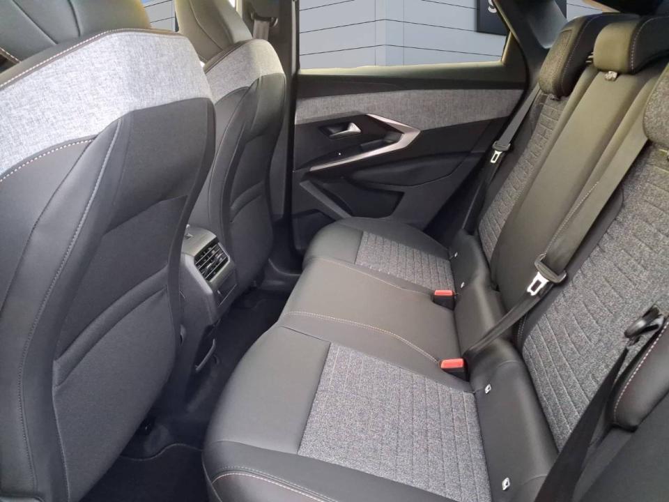 Peugeot 3008 Hybrid 1.2 107KW  eDCS6 Allure