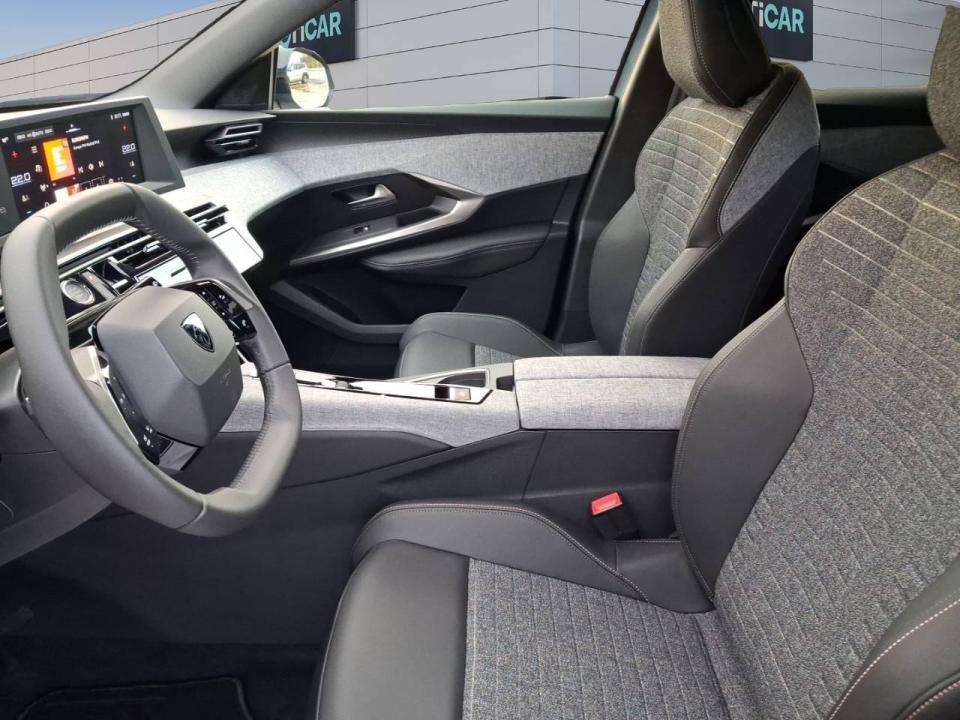Peugeot 3008 Hybrid 1.2 107KW  eDCS6 Allure