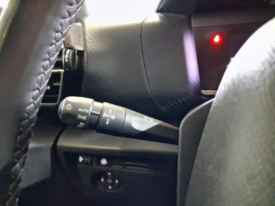 Citroen C4 BlueHDi 130 S&S EAT8 Shine