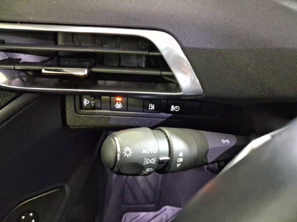 Peugeot 3008 Hybrid 225 e-EAT8 Allure Pack