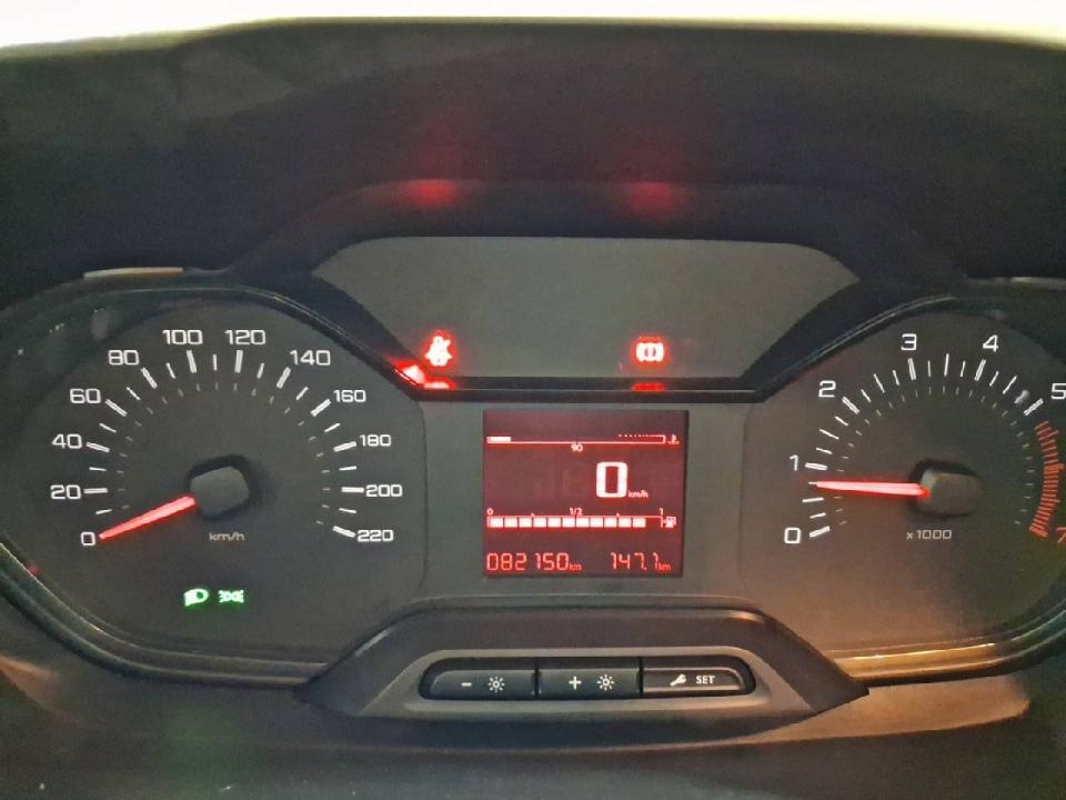 Peugeot Partner Pro Standard 600kg BlueHDi 73kW
