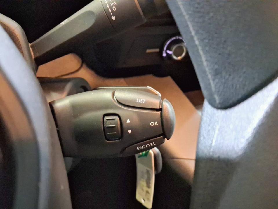 Peugeot Partner Pro Standard 600kg BlueHDi 73kW