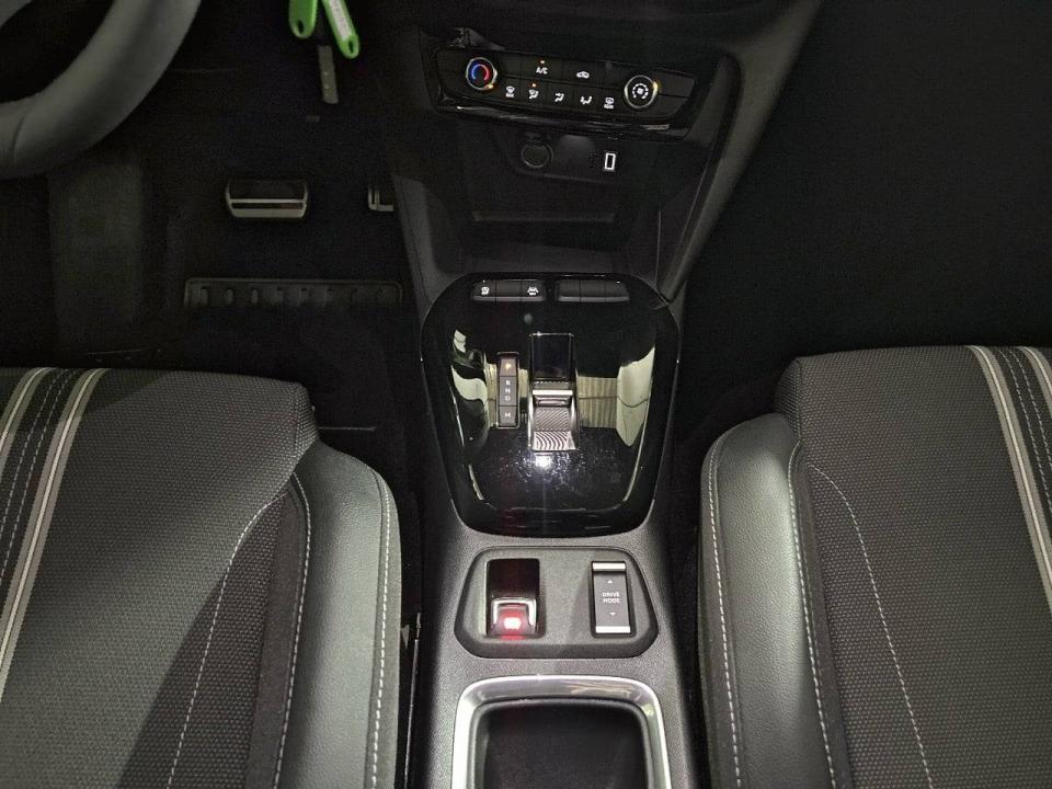 Opel Corsa 1.2T XHLHybrid 74kW GS eDCT