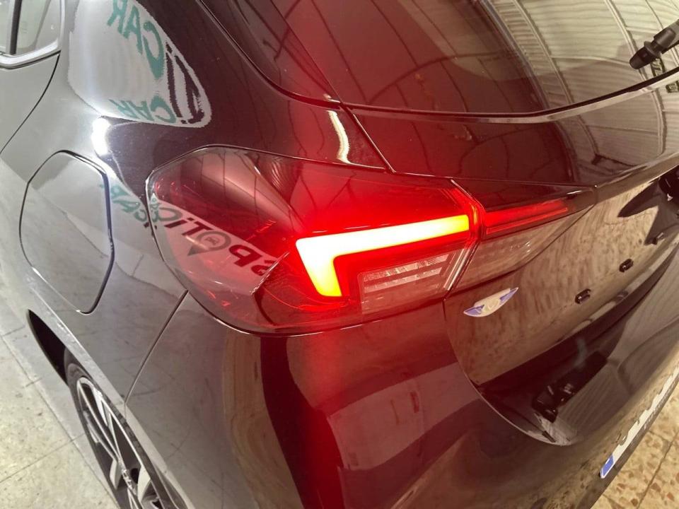 Opel Corsa 1.2T XHLHybrid 74kW GS eDCT