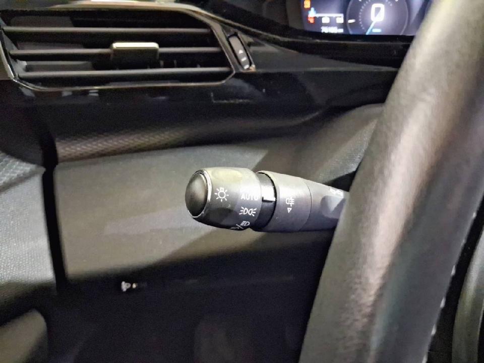 Peugeot 308 Nuevo 308 5P Active Pack BlueHDi 130 S&S MAN